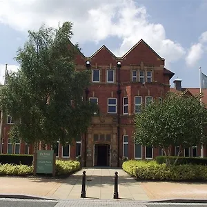 de-vere-venues-cheadle-house.hotelsin-chester.com/